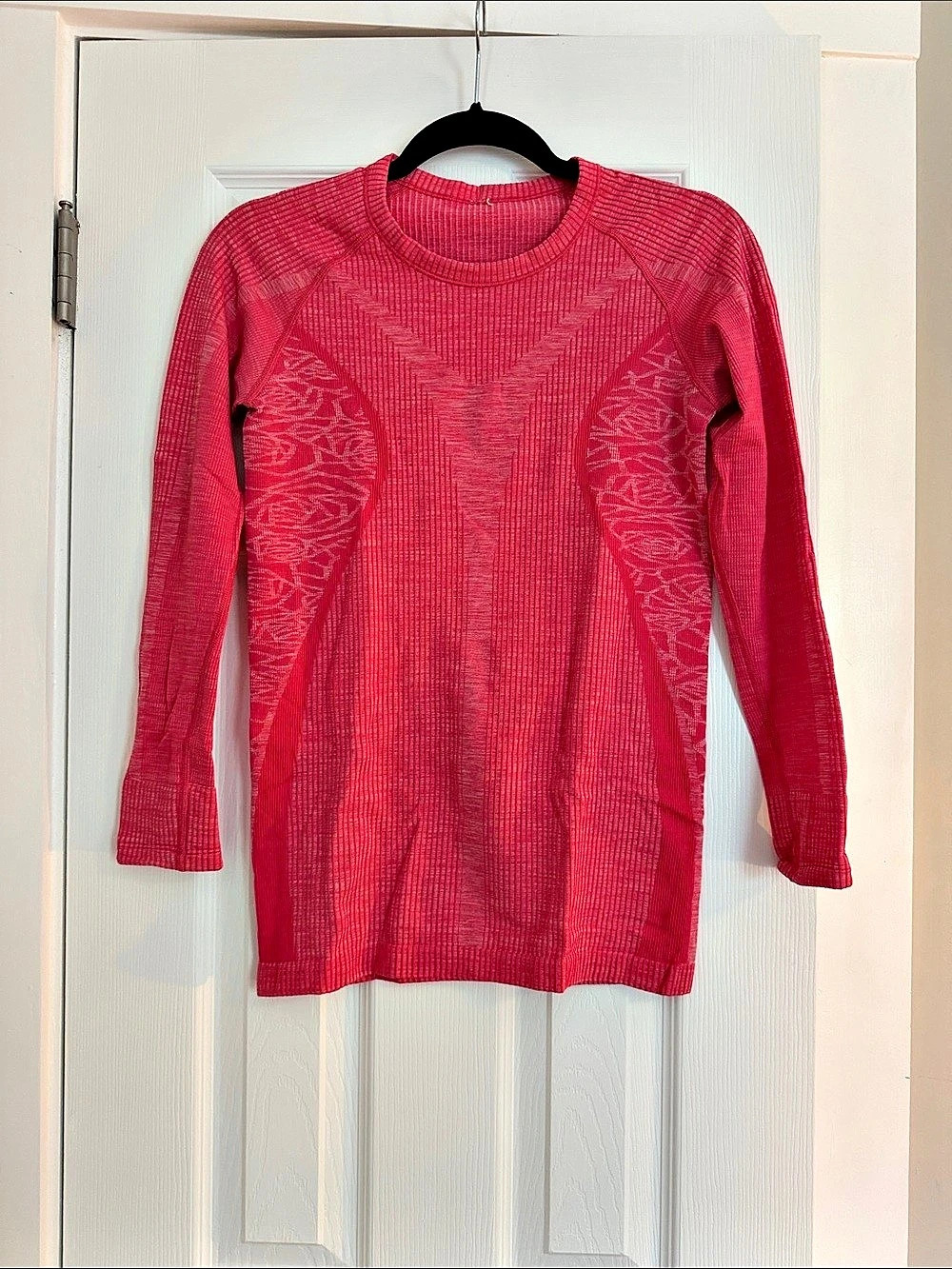 Lululemon RevealKnit Floral Long-Sleeve Shirt Pink Size 6